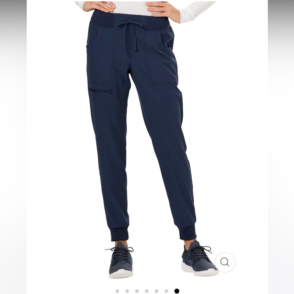 Heart & Soul Jogger navy scrub Pants. L